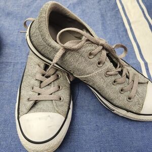 Converse Women's Low-Top Sneakers in Light Taupe and White